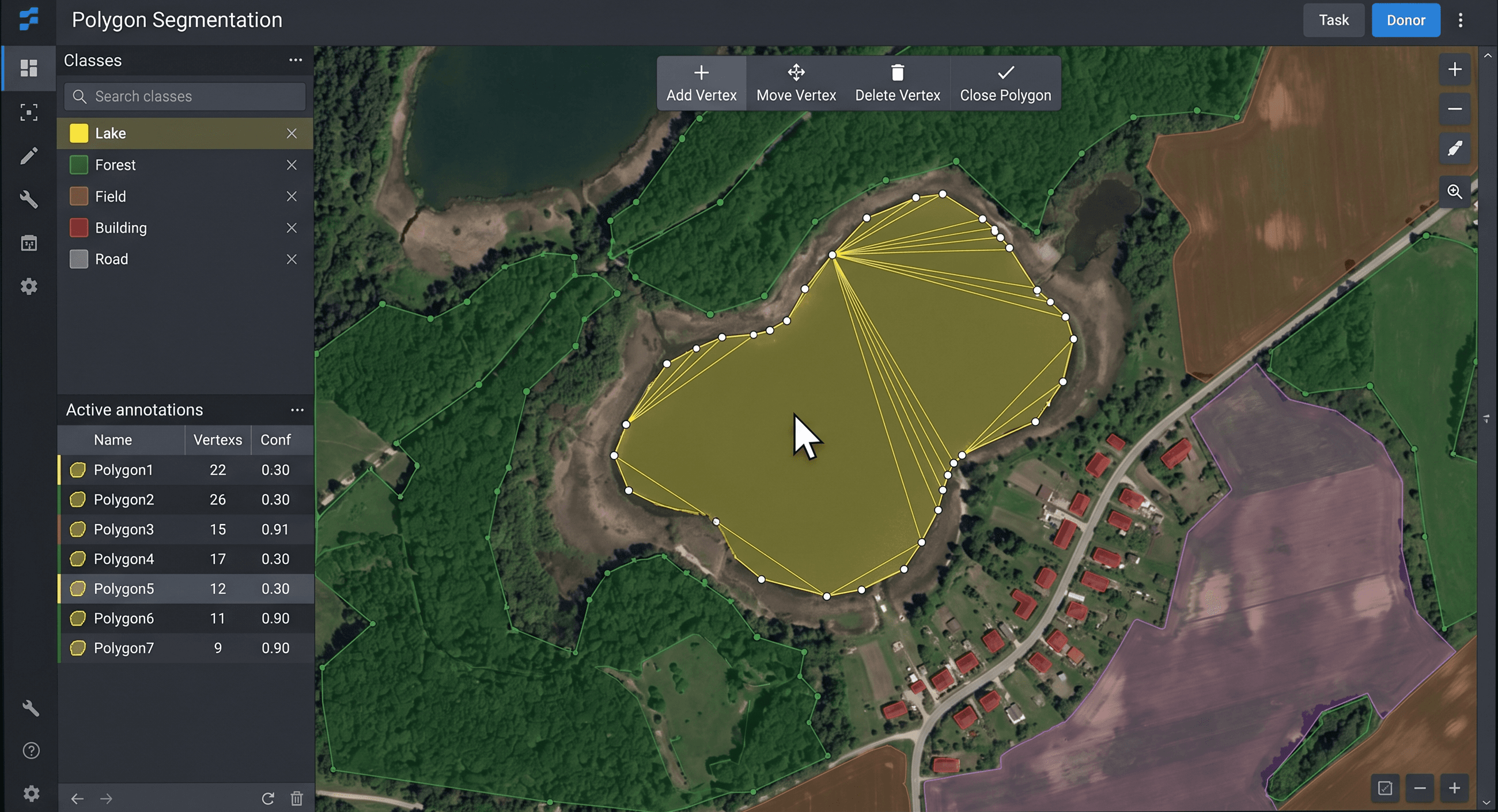 Polygon segmentation outlining precise object contours